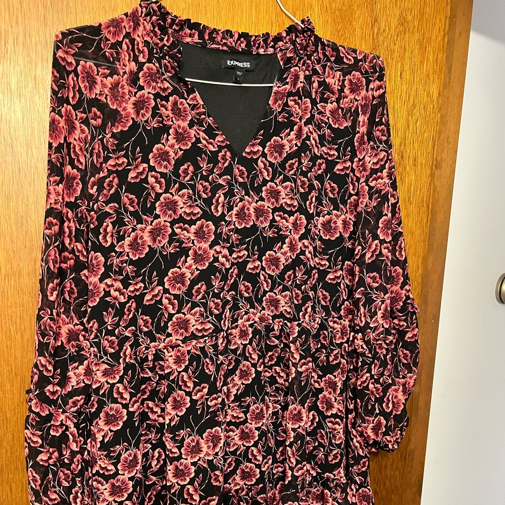 Express size L dress